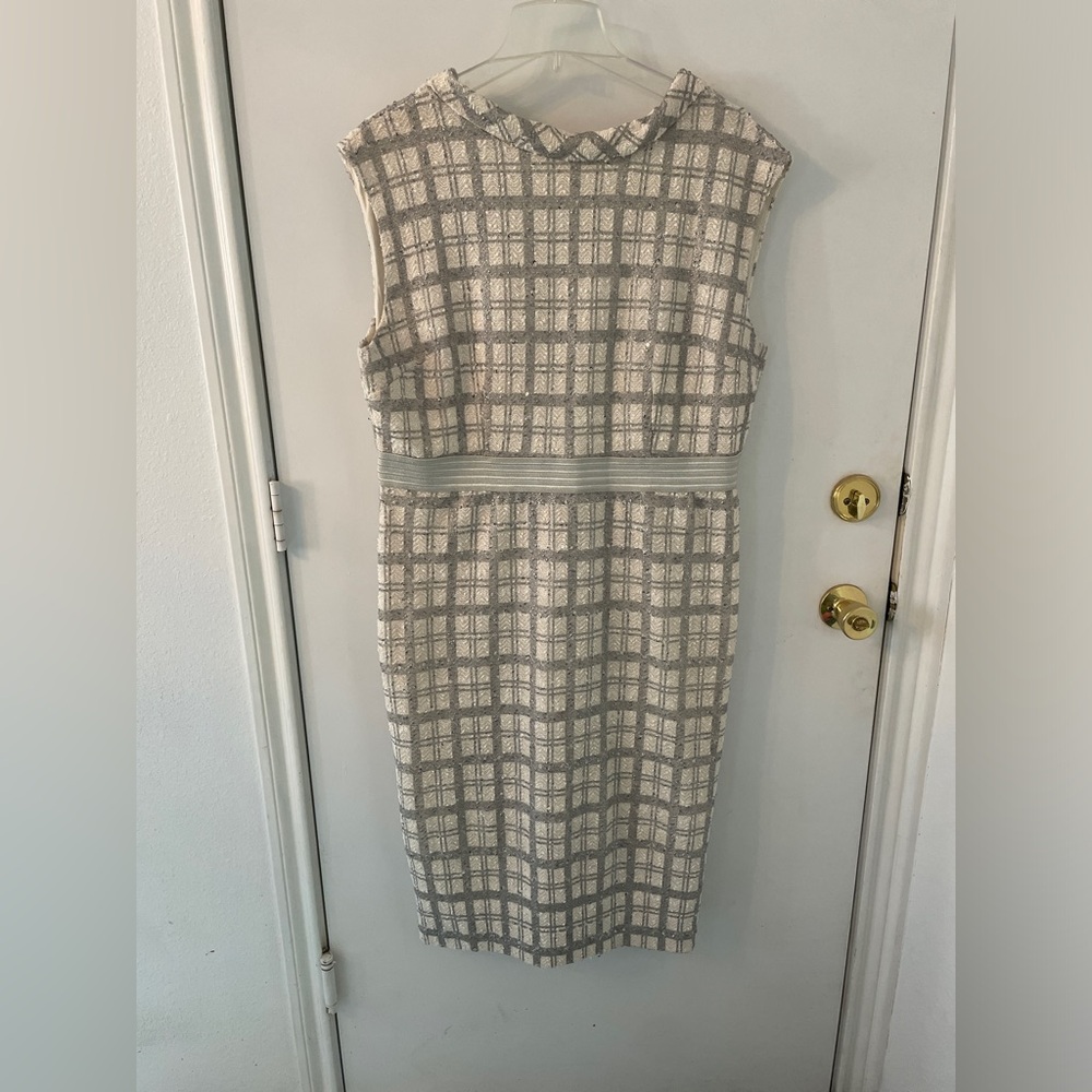 New York and Company Eva Mendes grey and white midi dress size 18